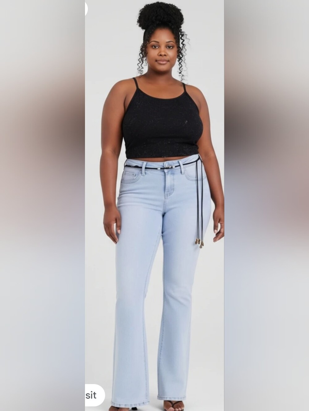 No Boundaries Women's Light Wash Boot Cut Jeans with Belted Waist